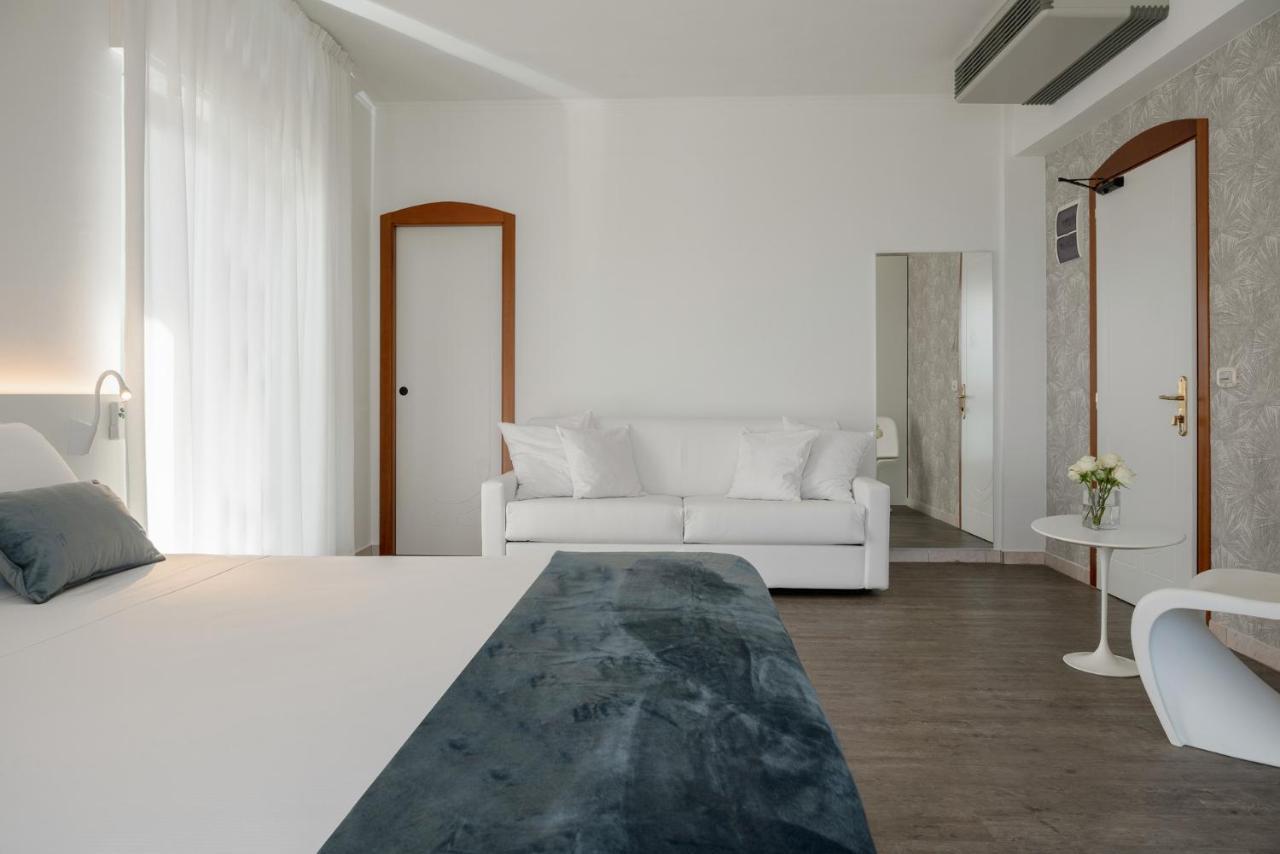 Hotel Venus Gabicce Mare Kültér fotó