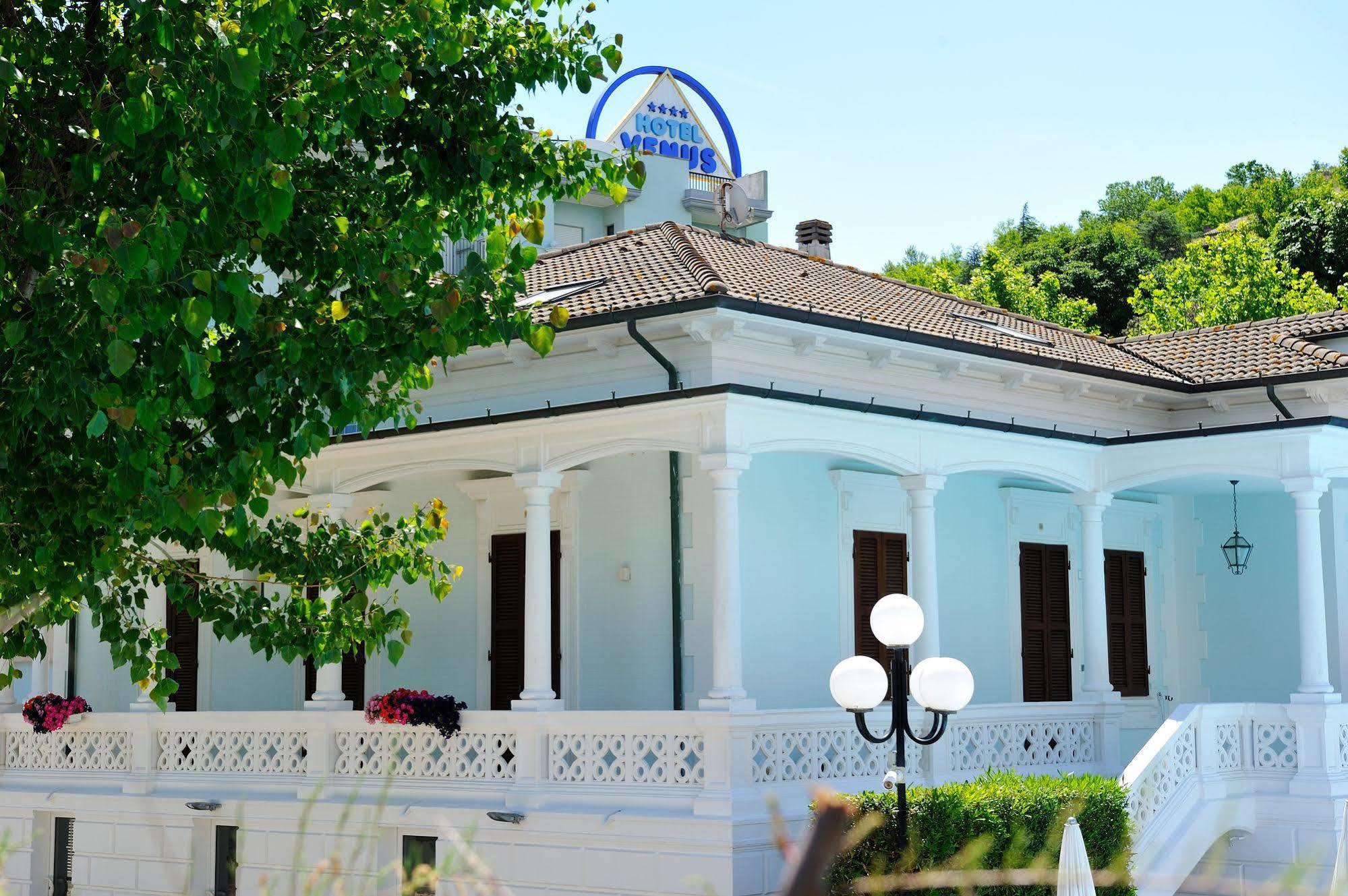 Hotel Venus Gabicce Mare Kültér fotó
