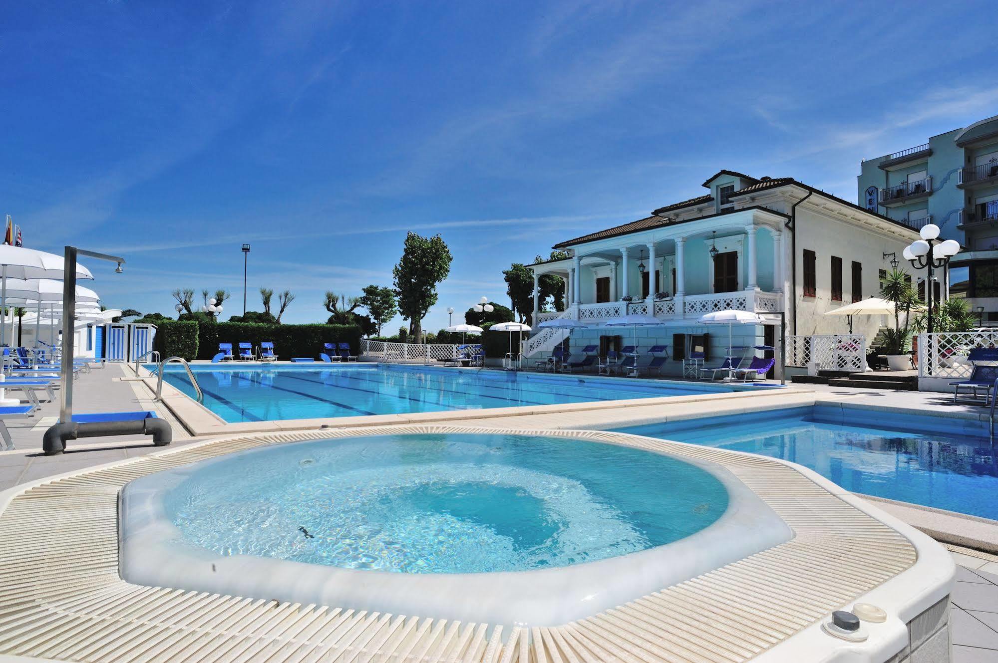 Hotel Venus Gabicce Mare Kültér fotó