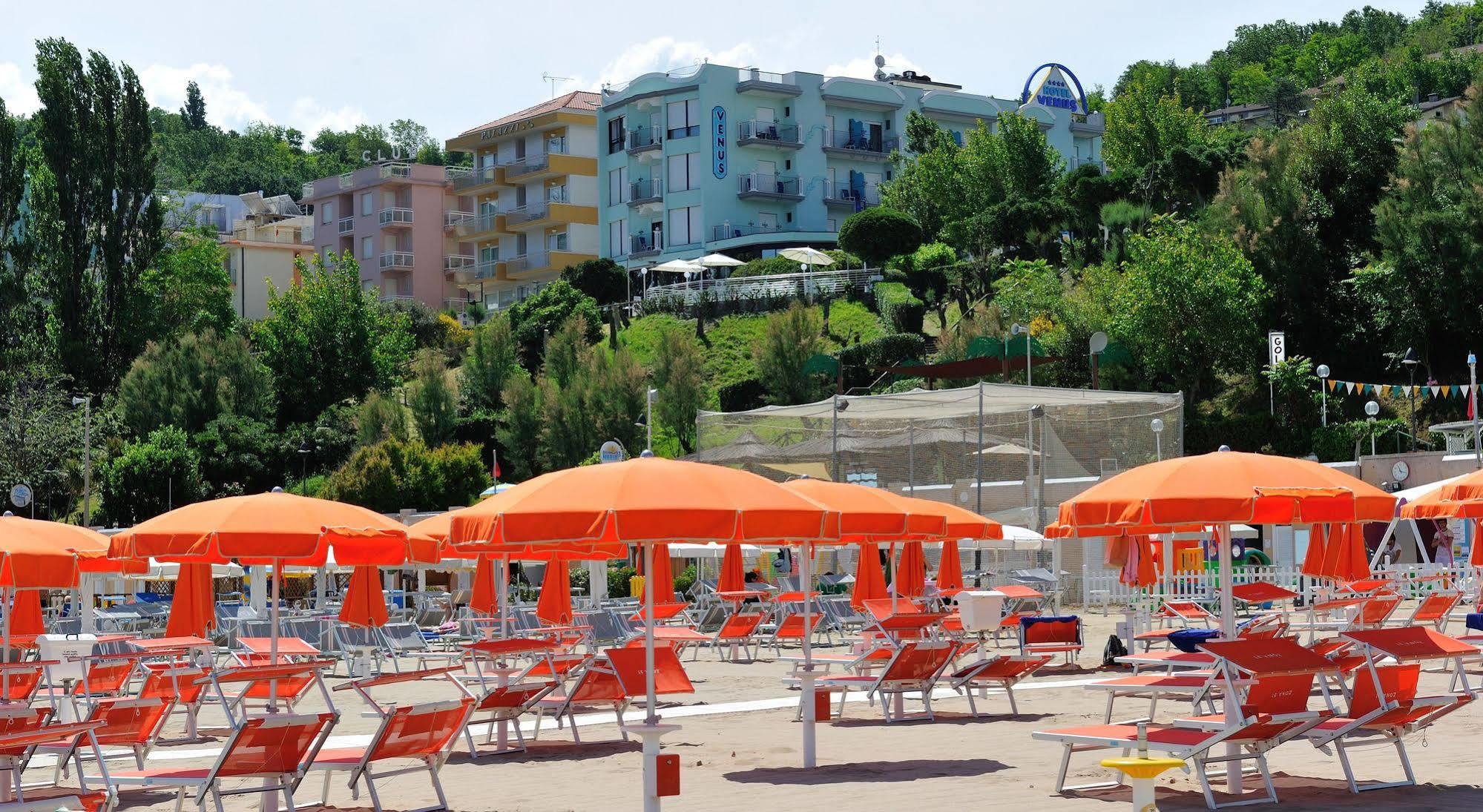 Hotel Venus Gabicce Mare Kültér fotó
